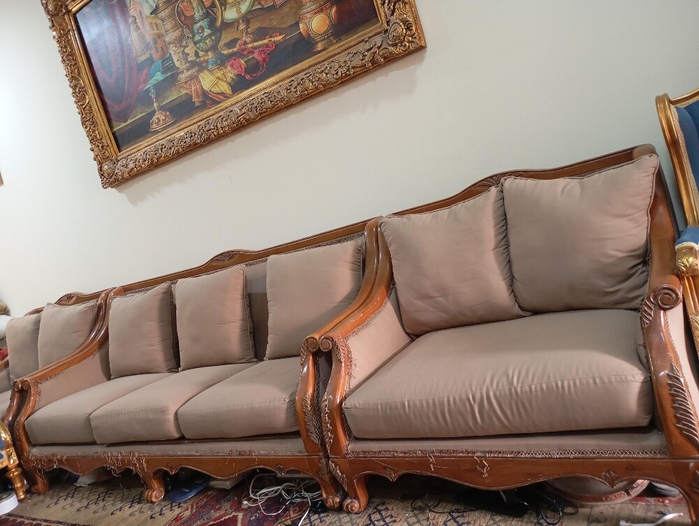 3 sofas - 7 seaters - 5