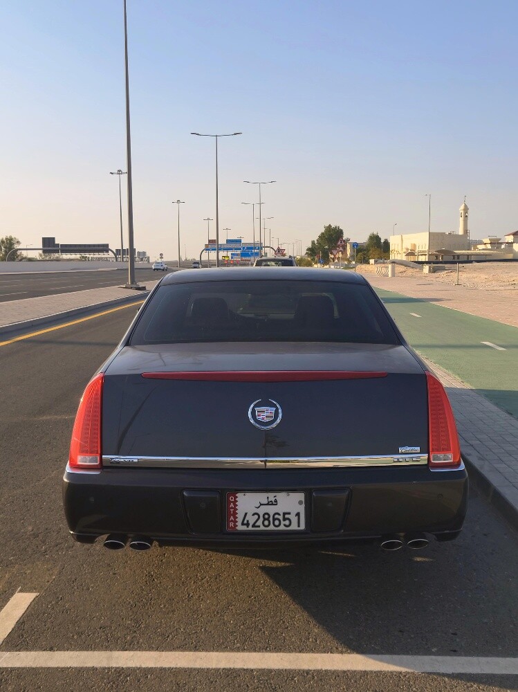 Cadillac DTS Premium 2011 - 6