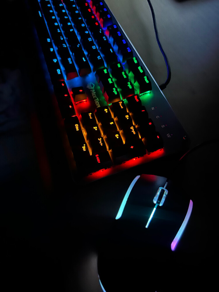  Meetion keyboard and Philipsmouse  - 2