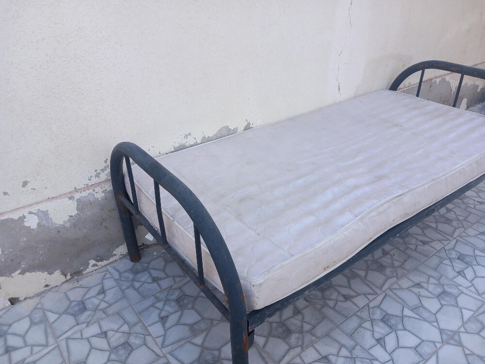 beds with mattresses - 2