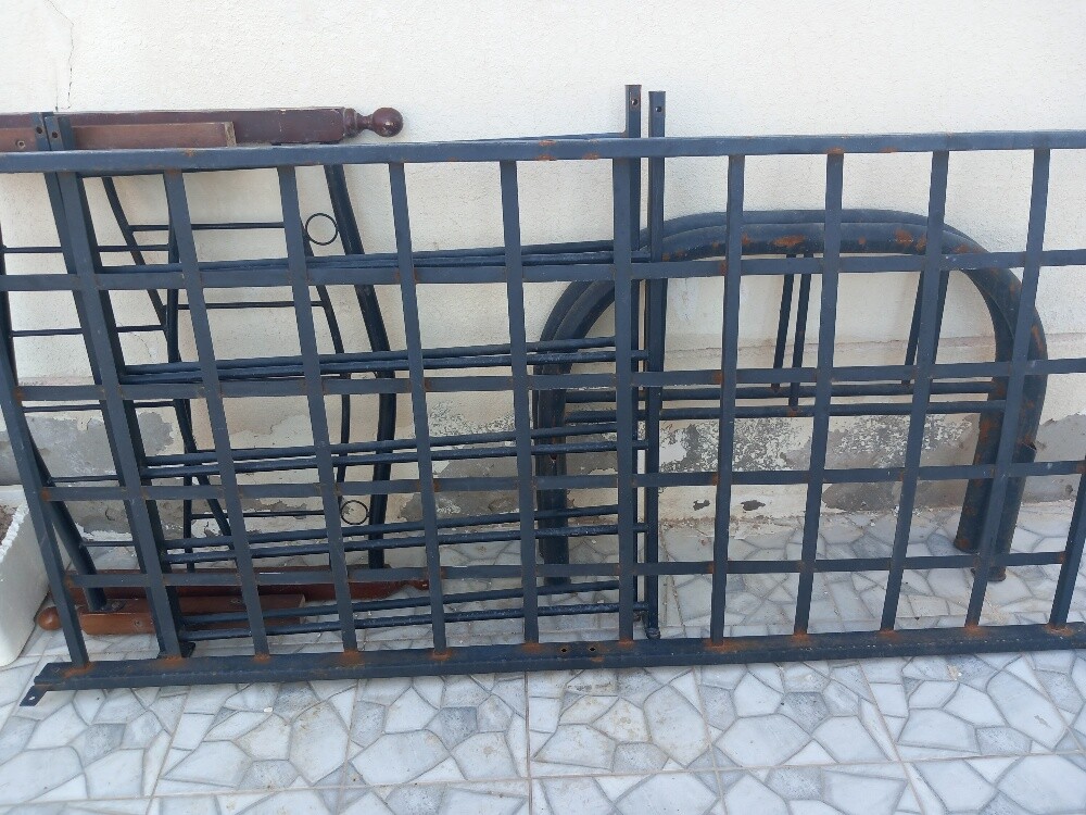 beds with mattresses - 12
