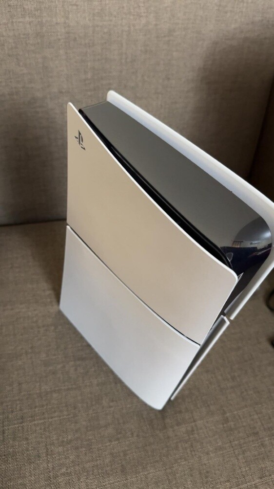 ps5 slim digital 1tb - 3