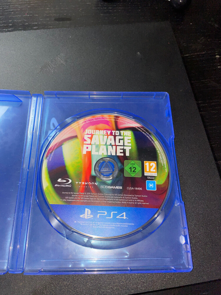 playstation 4 pro + 1 game - 4