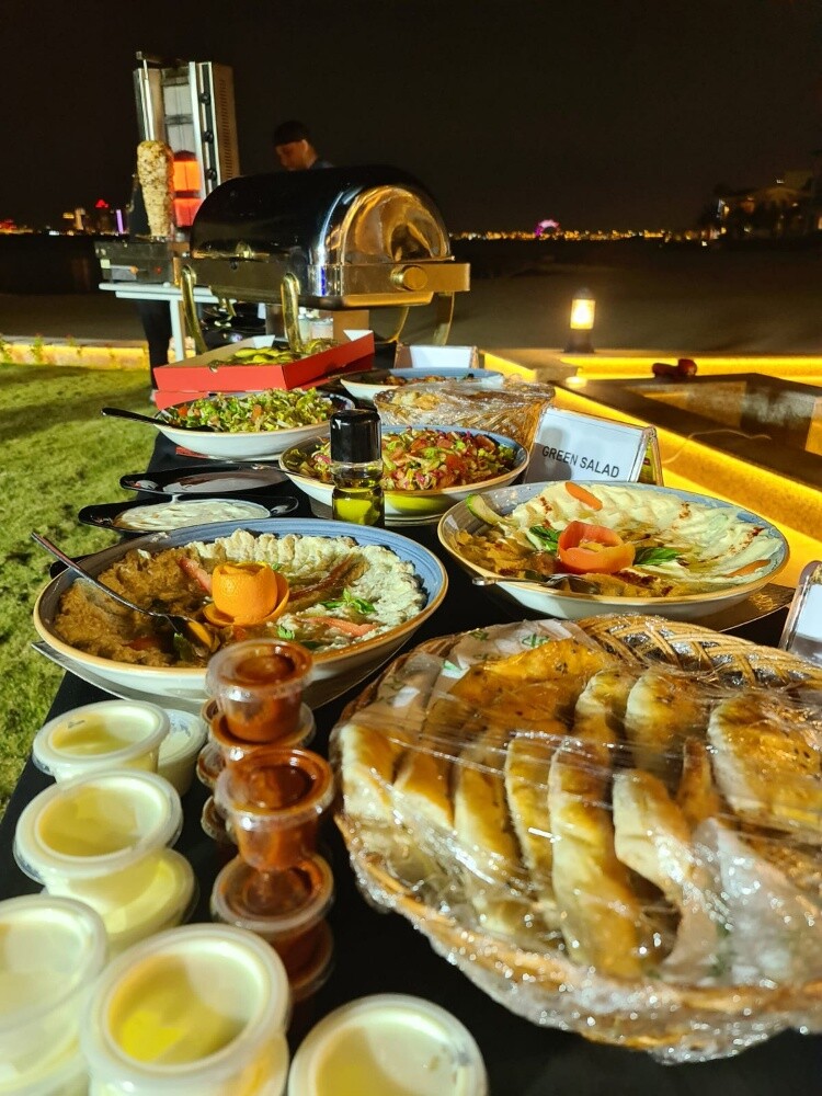 Catring and restaurants manager - 14