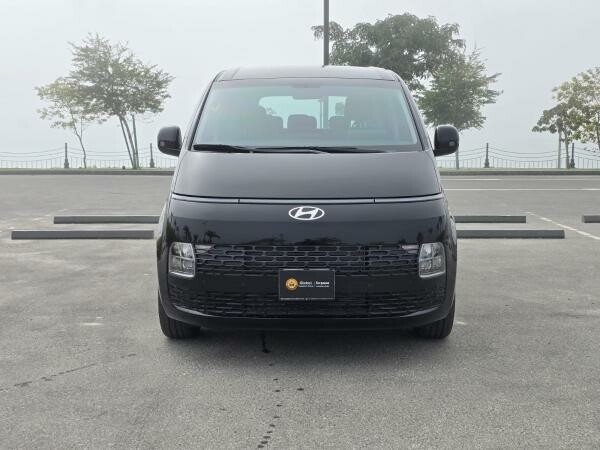 HYUNDAI STARIA DELUXE 2026 - 3