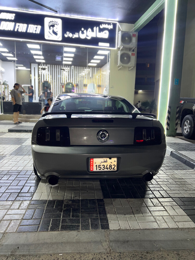 ford mustang  - 10