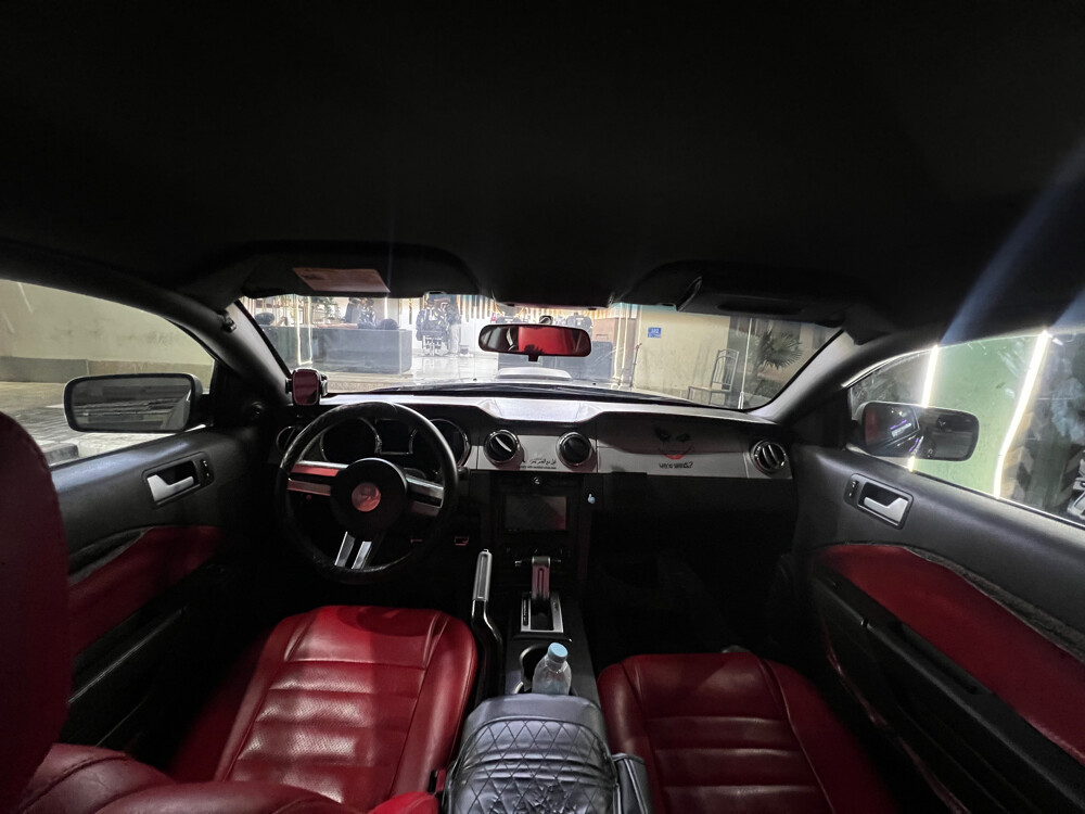ford mustang  - 7