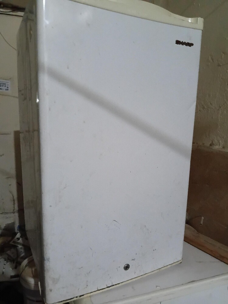 fridge far sale - 2