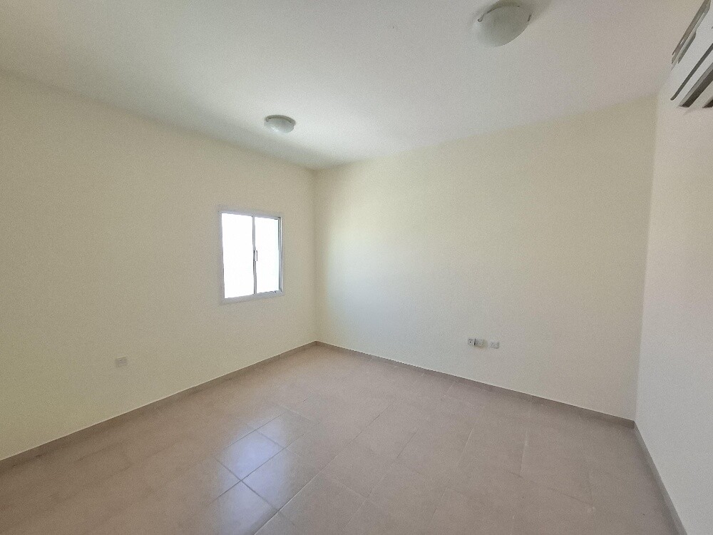 Villa Ain Khaled employees - 10