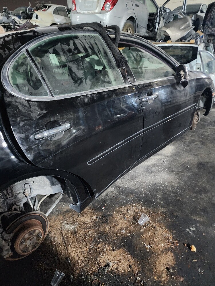 Lexus es 300 all parts available - 3