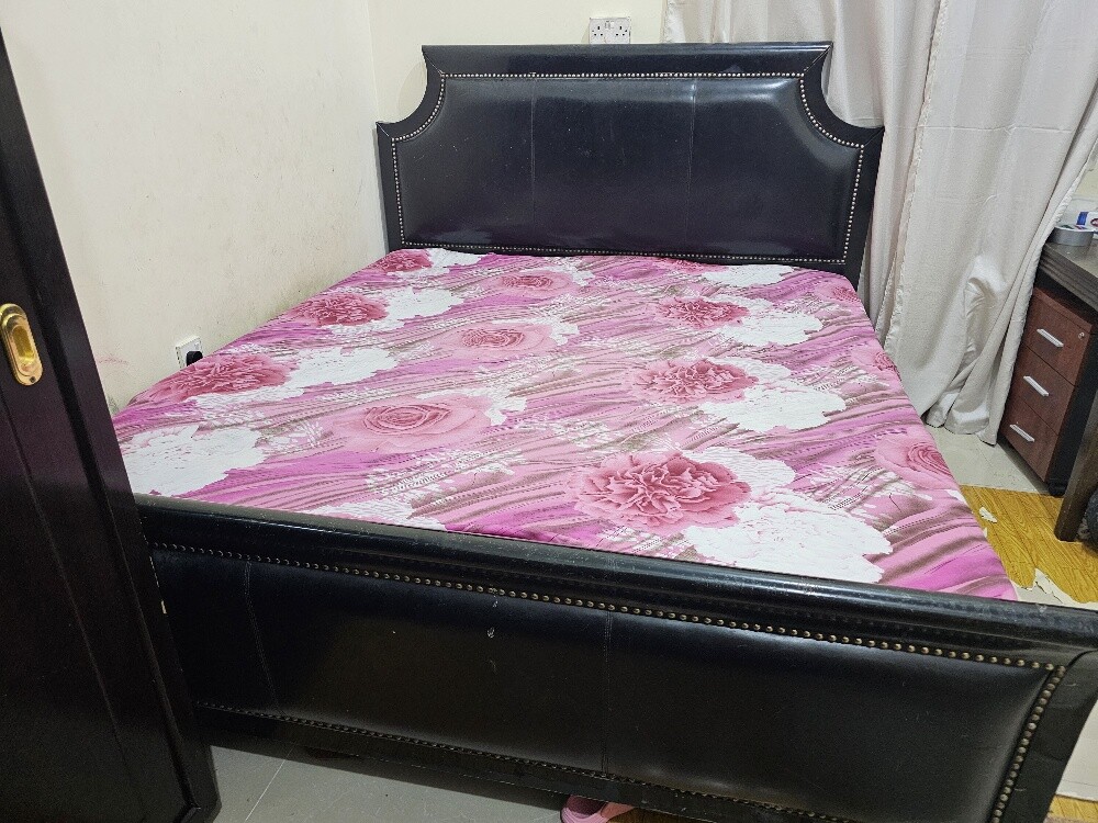 King Size Bed - 200cm with matress - 2