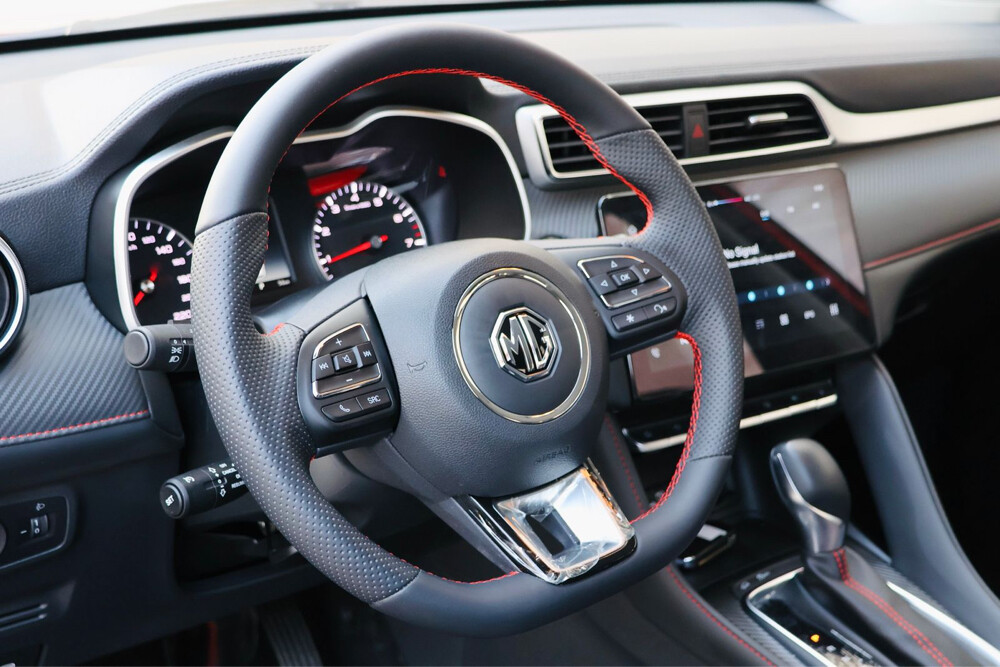 MG ZS 2025 - 12