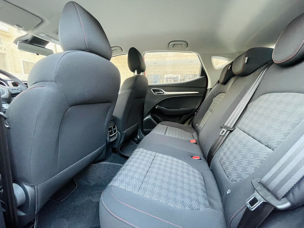 MG ZS 2025 - 10