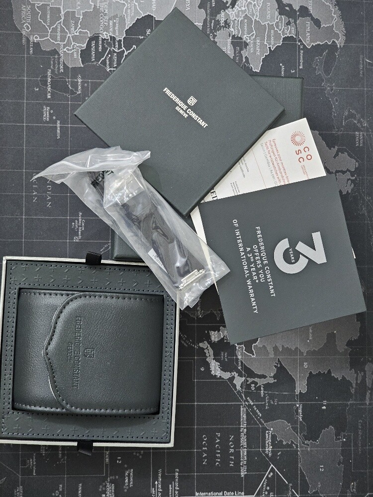Frederique Constant Highlife
Auto.. - 4