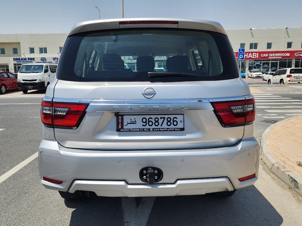 Nissan XE - 4