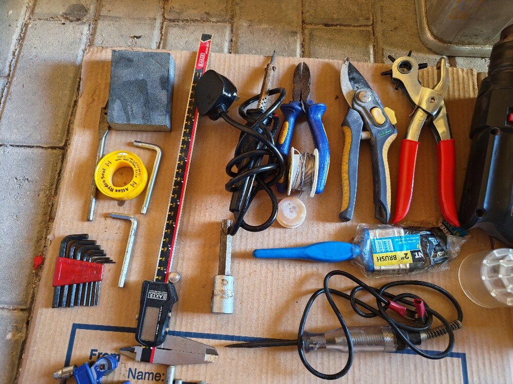 Huge Garage Tool Clearance Set - 6