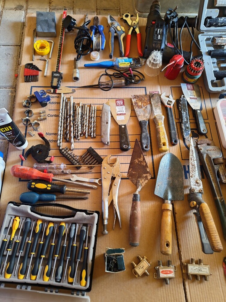 Huge Garage Tool Clearance Set - 17