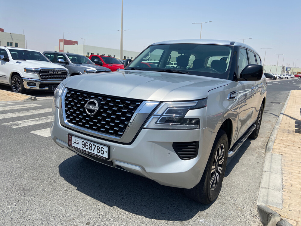 Nissan XE 2024 Silver  - 6