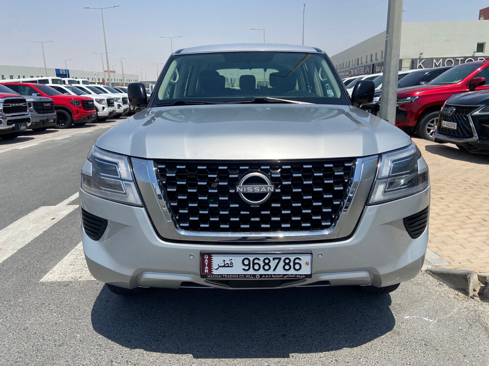 Nissan XE 2024 Silver  - 1