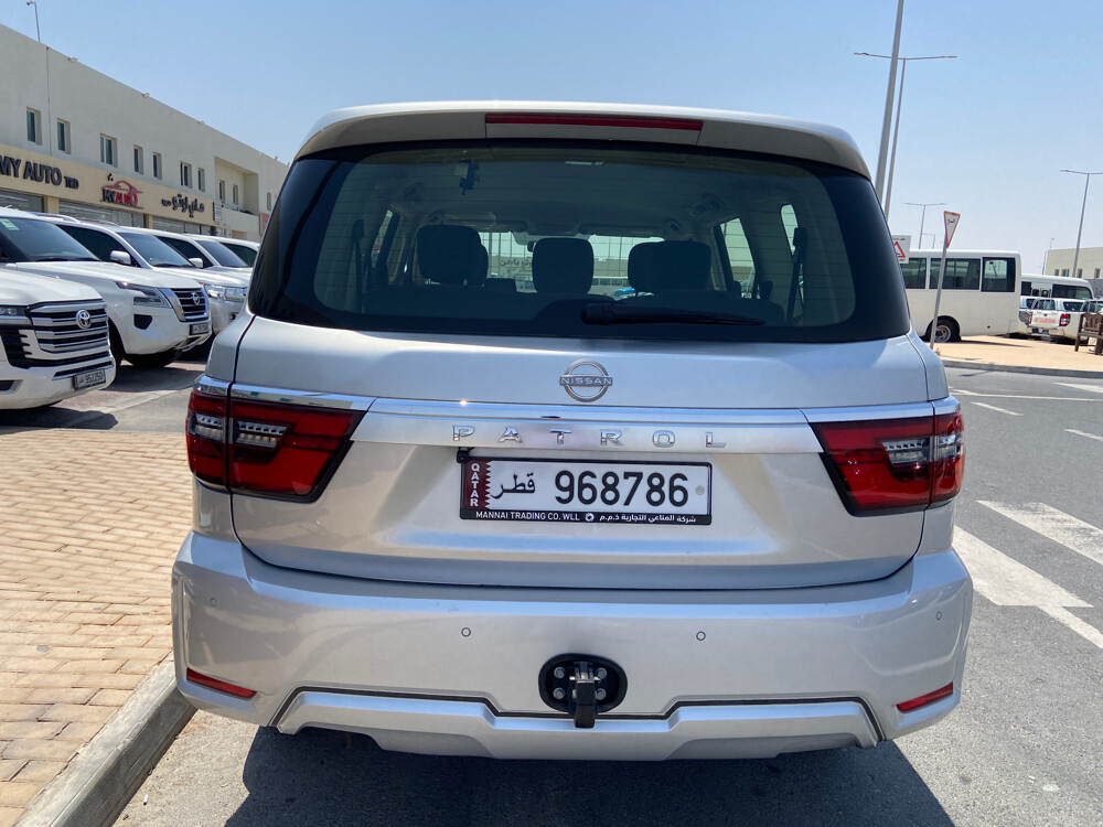 Nissan XE 2024 Silver  - 3