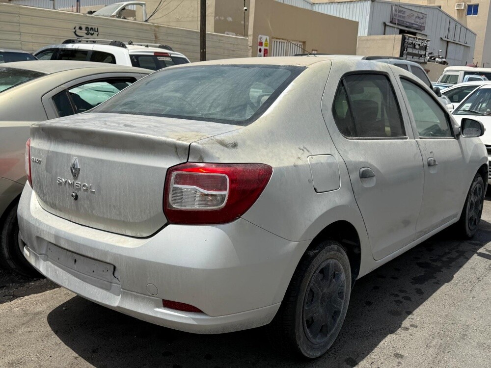 Renault Symbol 2016 - 6