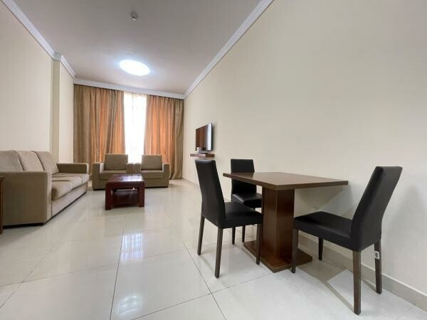 All Bills incl-1BHK FF in Downtown - 5