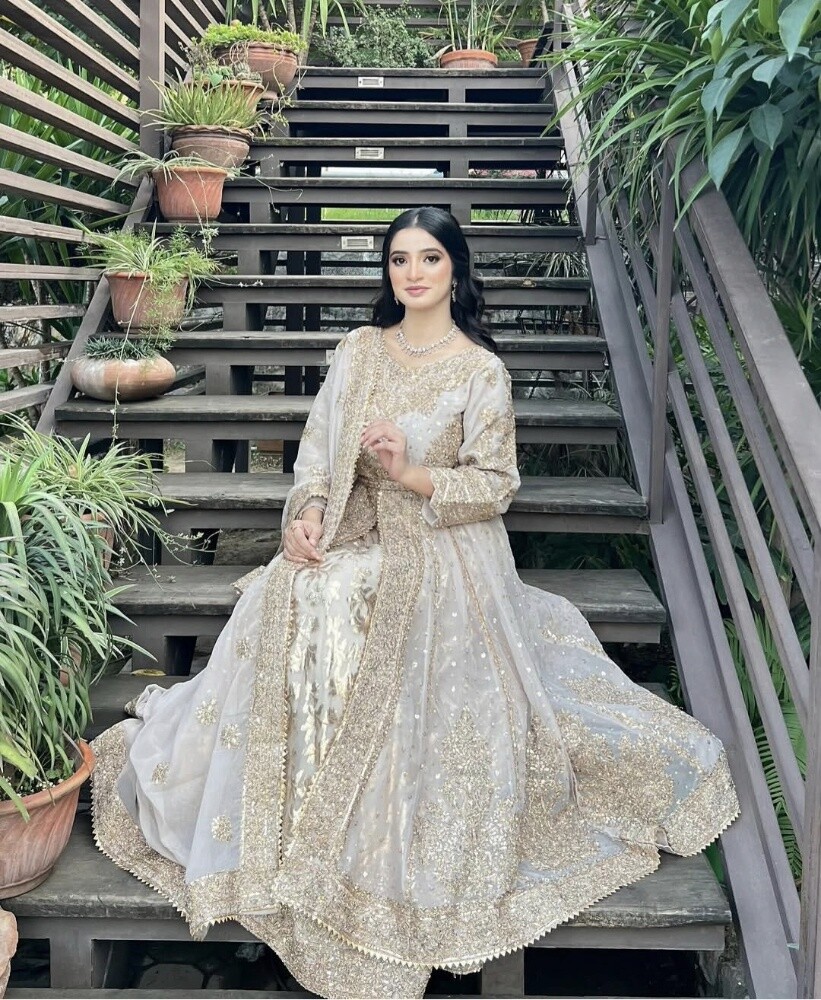 Pakistani White Gold Wedding Dress - 3