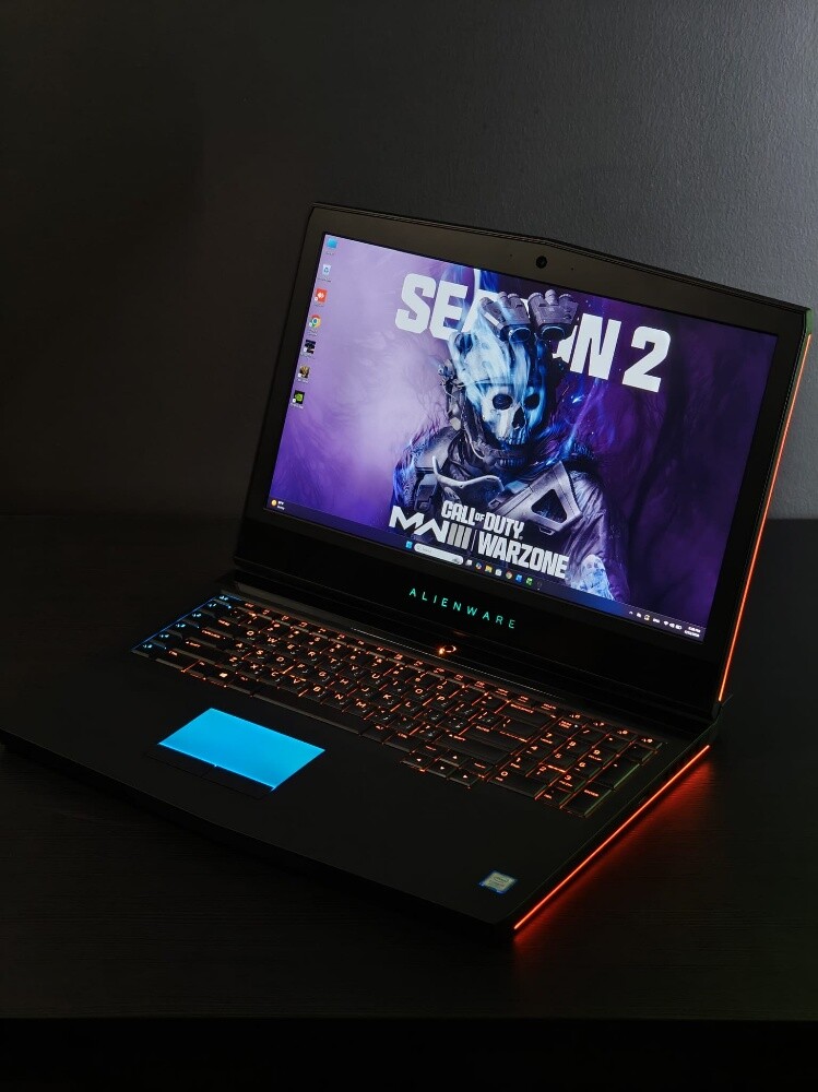 Alien ware 7-ram 16g gpu8 - 6