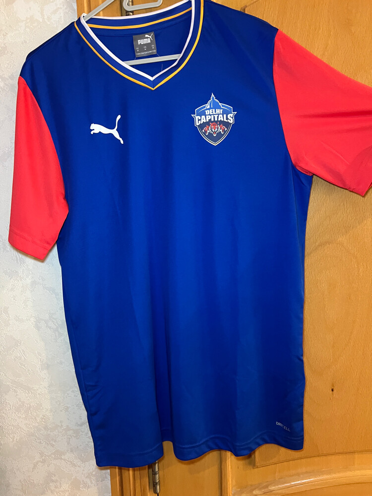 Football shirts - 3