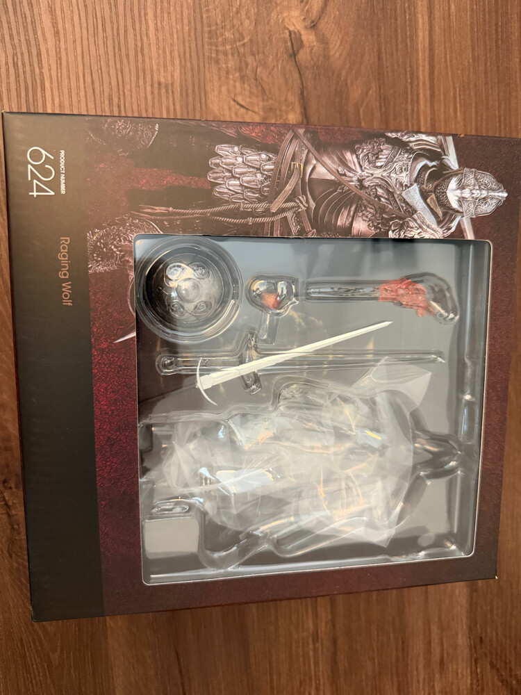 Elden Ring and Bloodborne Figures - 4