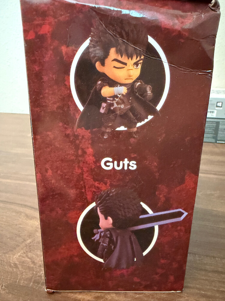 Dark Souls and Berserk figures - 10