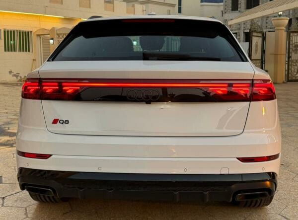 للبيع اودي كيو8 / واتس 55871043 - 2