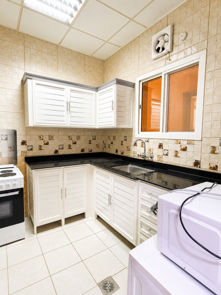 PREMIUM FURNISHED 02 BHK BIN OMRAN - 7