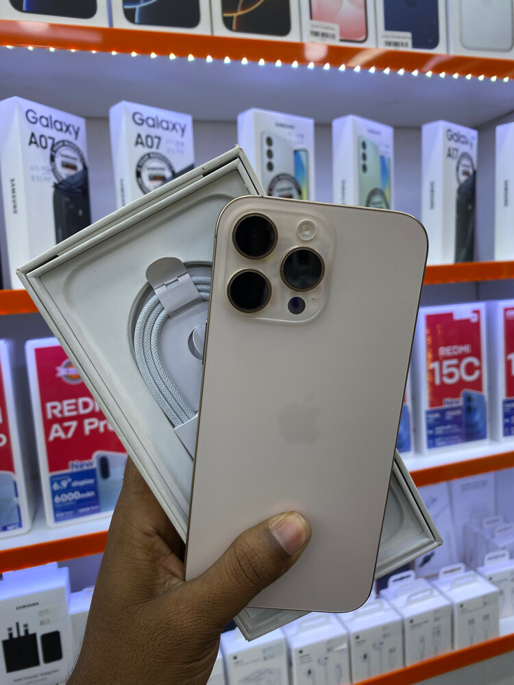 iPhone 16 pro max  - 2