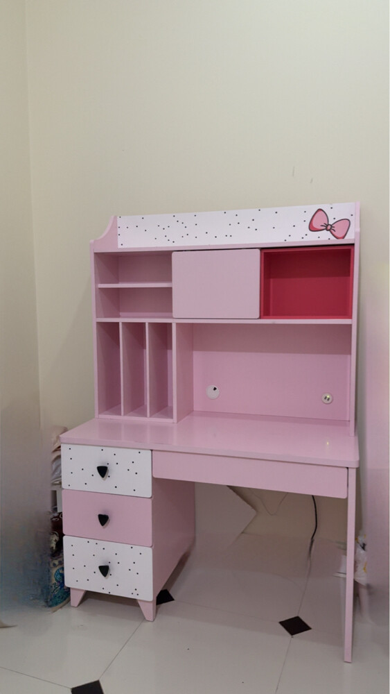 desk  - 1