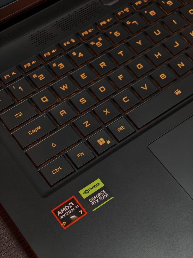 AMD RYZEN 7 AI 5070 RTX - 7
