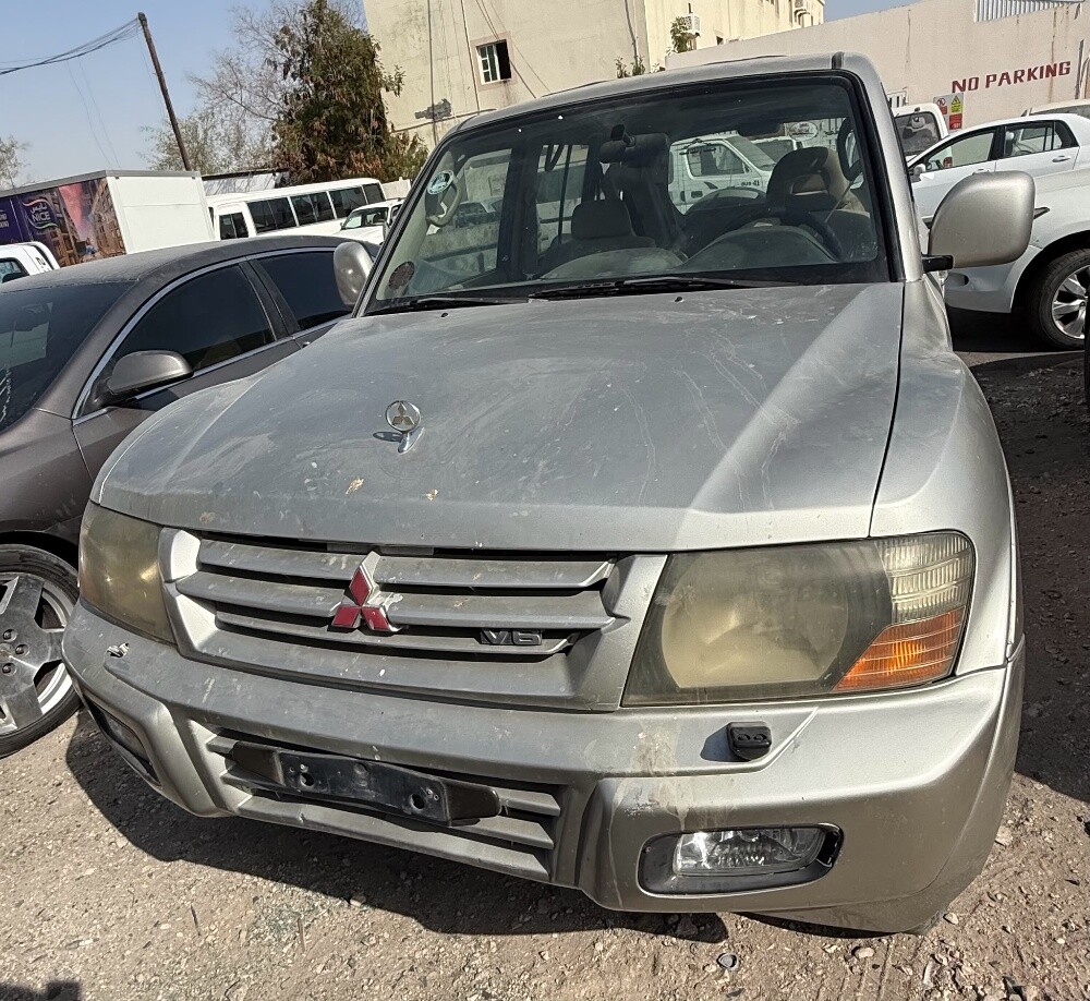 Mitsubishi Pajero 2001 - 3
