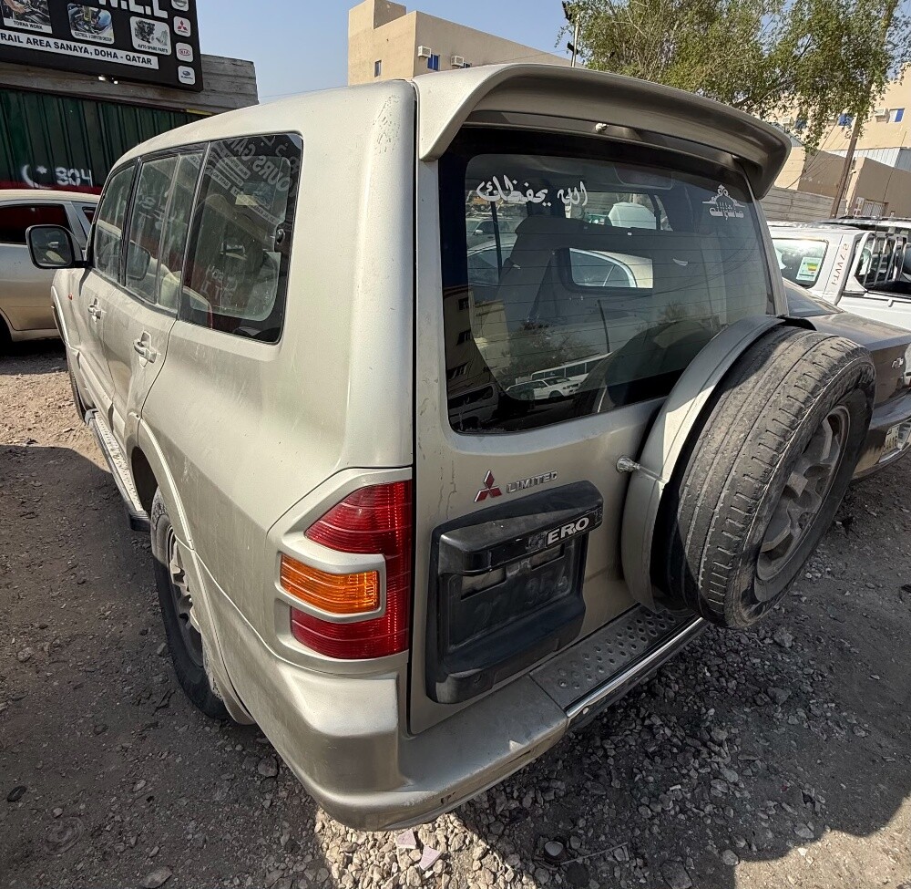 Mitsubishi Pajero 2001 - 10
