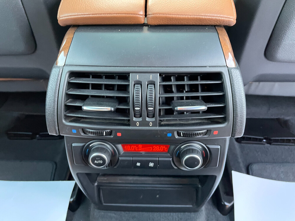 BMW X6 2012 50i - 11