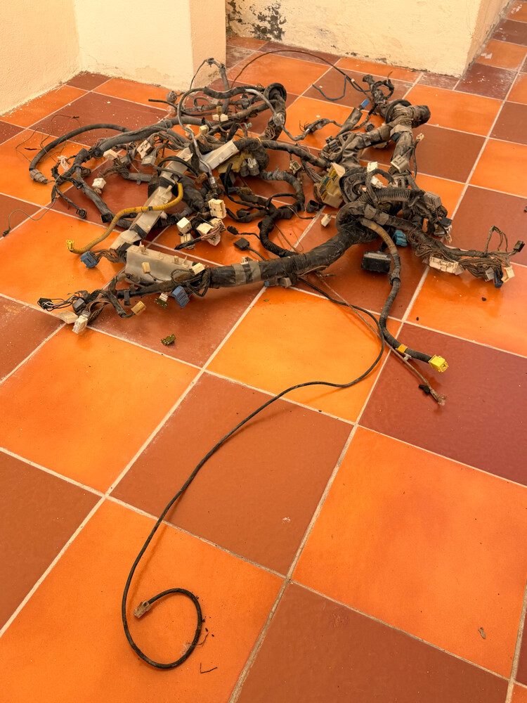 For sale spare parts used for land cruiser 1997 - 26