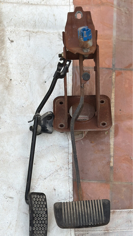 For sale spare parts used for land cruiser 1997 - 25