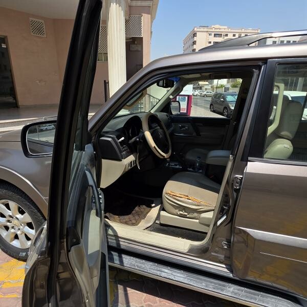 Mitsubishi Pajero 2014 for Sale - 15