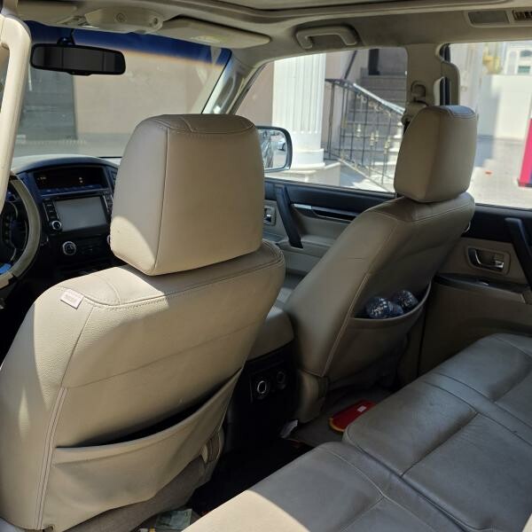 Mitsubishi Pajero 2014 for Sale - 11