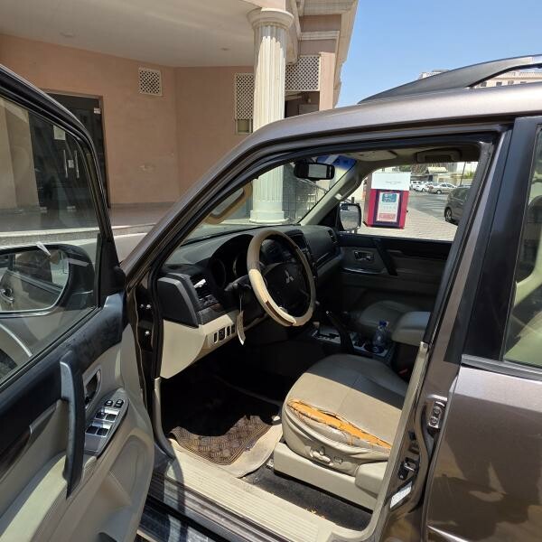 Mitsubishi Pajero 2014 for Sale - 14