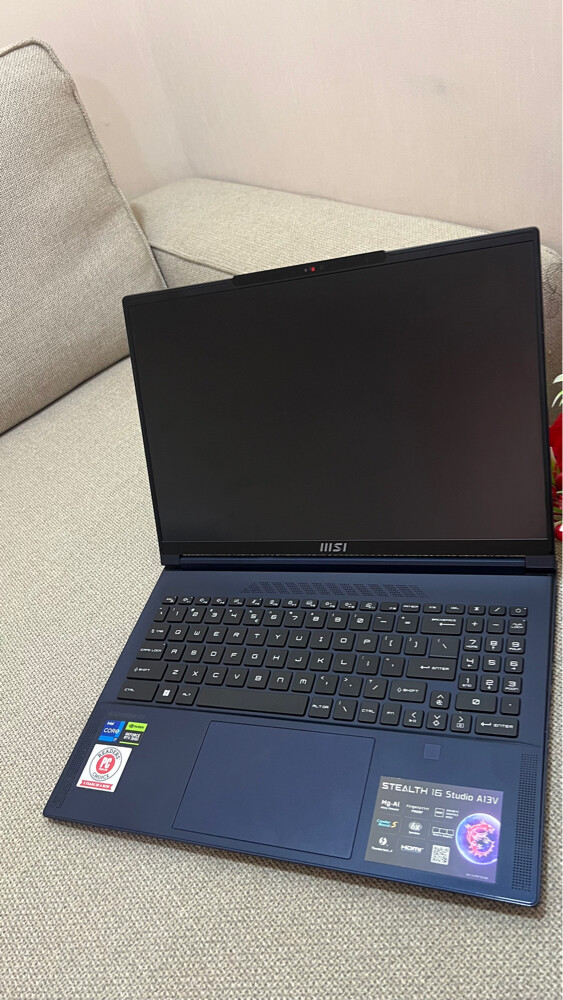 MSI Stealth 16 Studio Laptop - 3