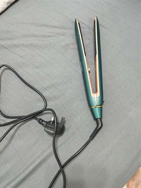 Clikon hair straightener - 3