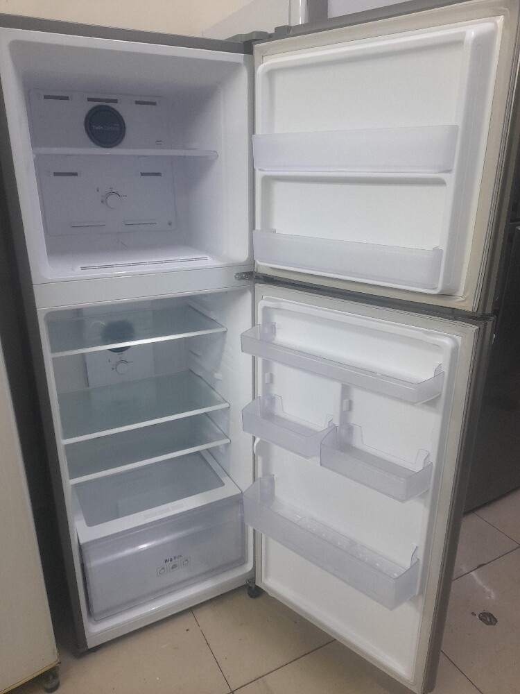 samsung fridge for sell - 2