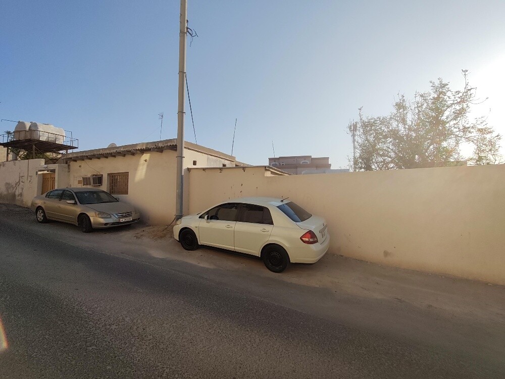 للبيع بيت سعر الارض 406 م المرخية - 3