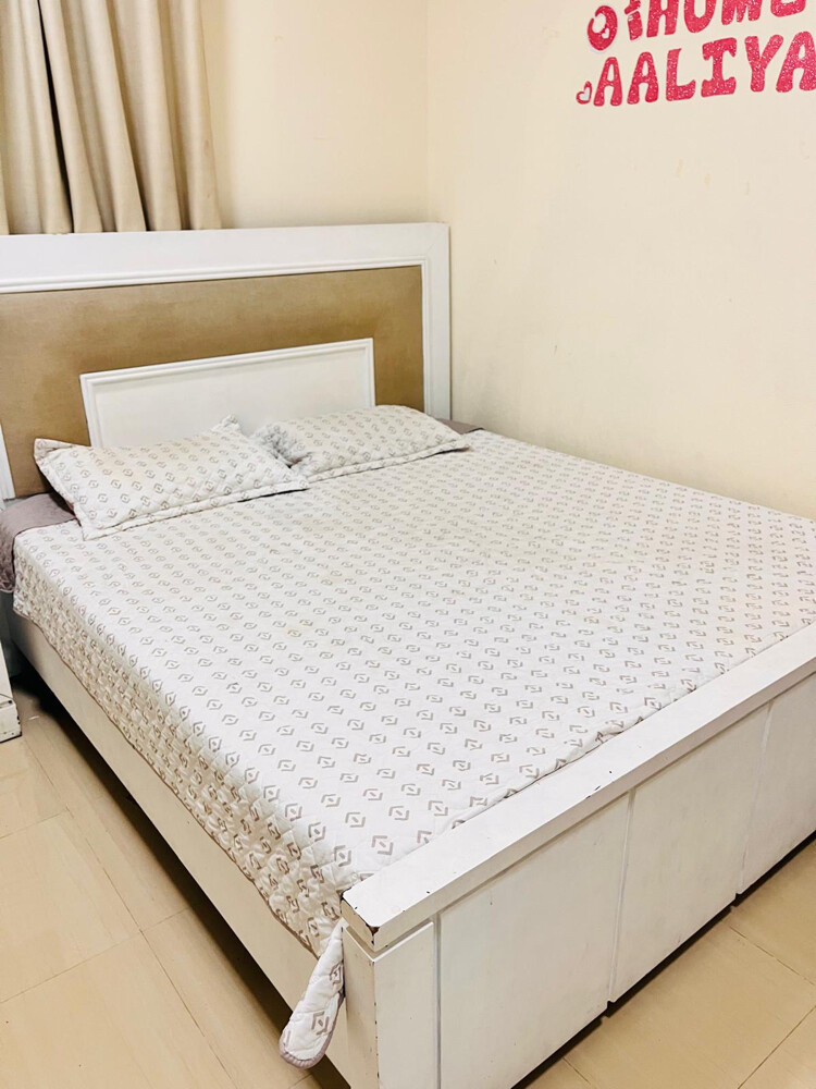 Bed Room Set - 2