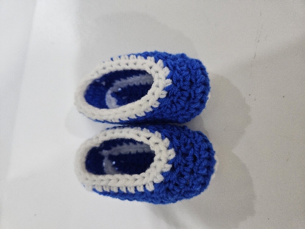 Handmade crochet baby booties - 6